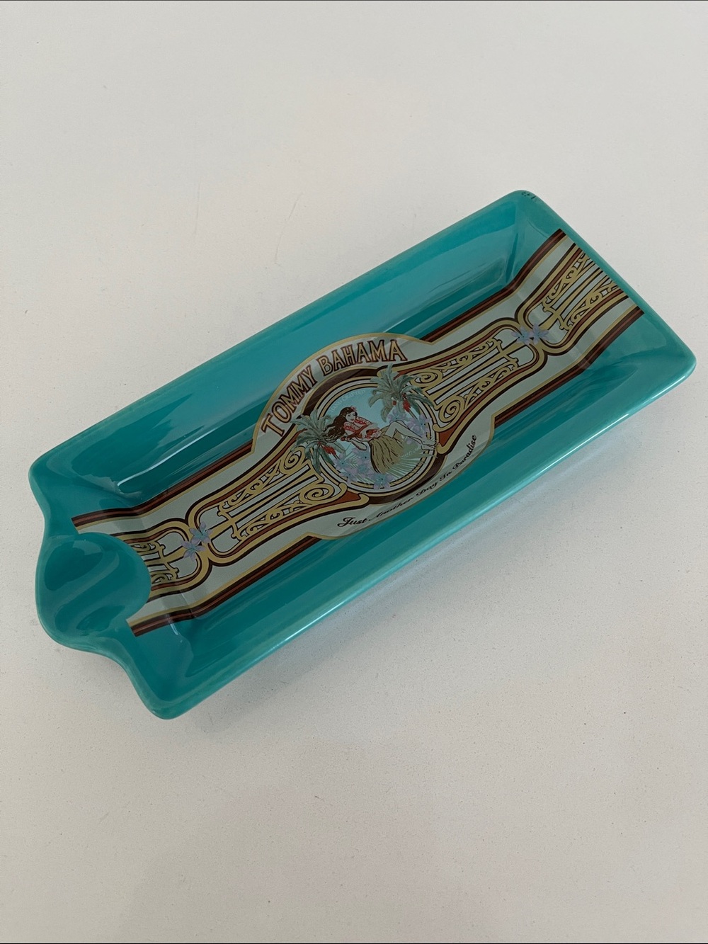 TOMMY BAHAMA Hula Paradise Mini Rec Ashtray Ceramic Cigar Ash Tray Trinket Dish
